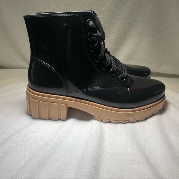 Black Gianni Bini Boots - Picture 4 of 9